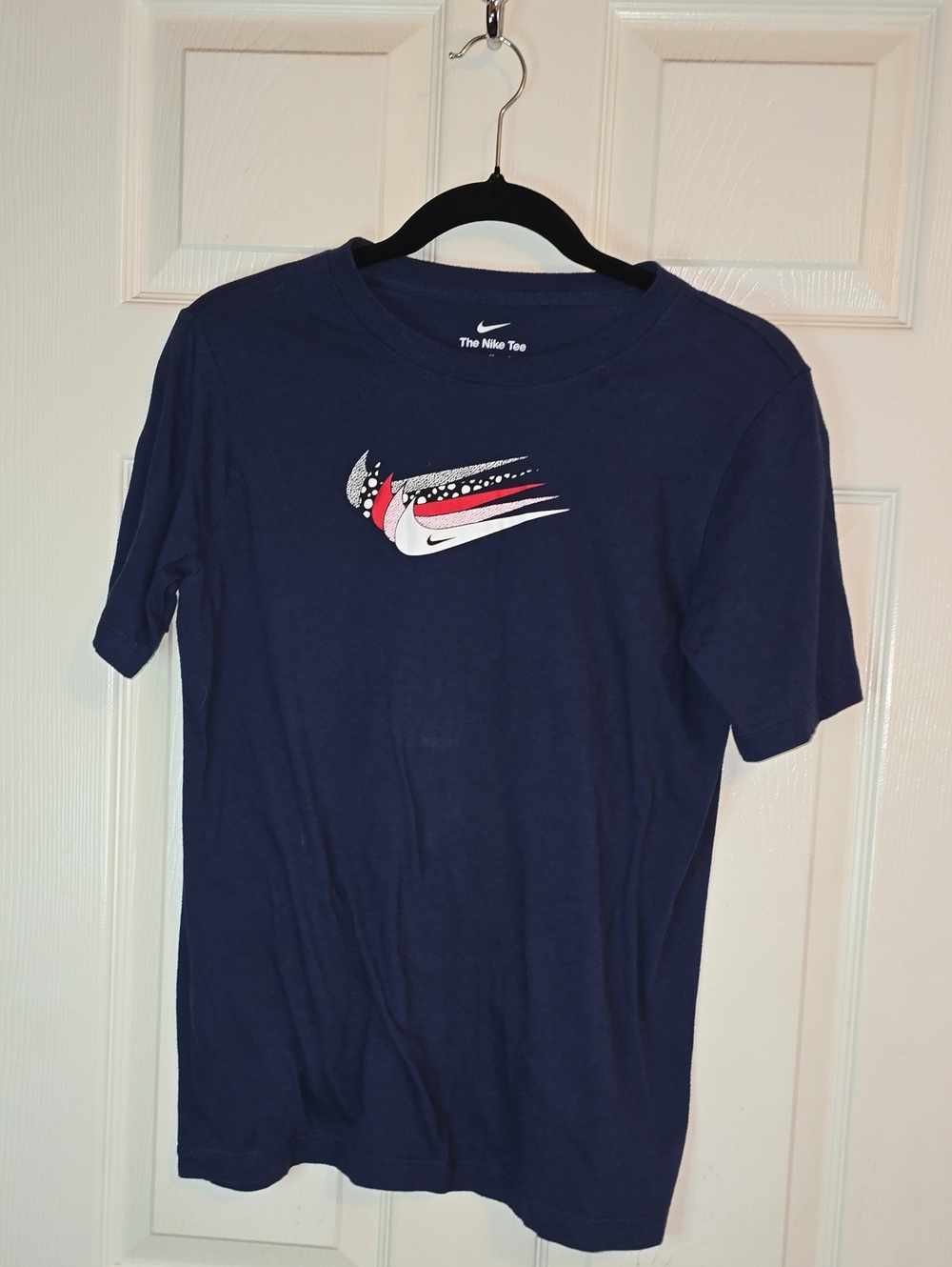 Nike Navy Tee with‎ White and Red Swoosh Graphic